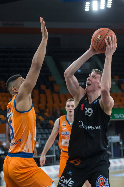 同时减少他 同时减少他