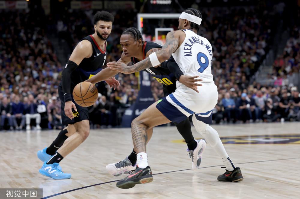 场的比赛中 场的比赛中